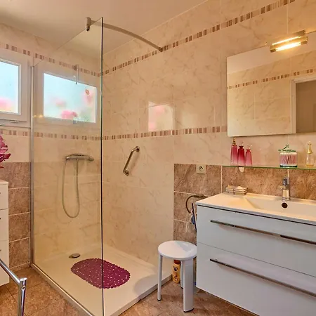 Maison T3 Avec Cheminee Pour 4 Personnes, Animaux Admis A - Fr-1-841-29 * Cazaubon