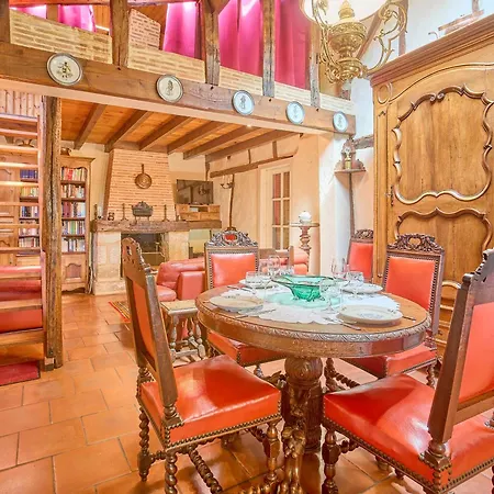 Maison T3 Avec Cheminee Pour 4 Personnes, Animaux Admis A - Fr-1-841-29 *