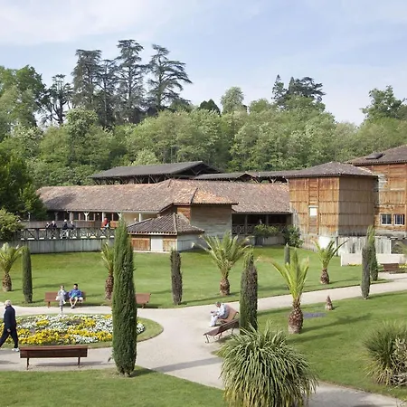 Vakantiehuis Maison T3 Avec Cheminee Pour 4 Personnes, Animaux Admis A - Fr-1-841-29 Cazaubon